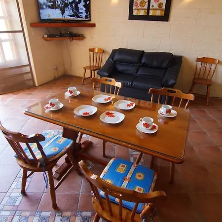 Ta' Bejza Holiday With Private Pool