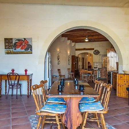 Semesterbostad Ta' Bejza Holiday With Private Pool Xewkija